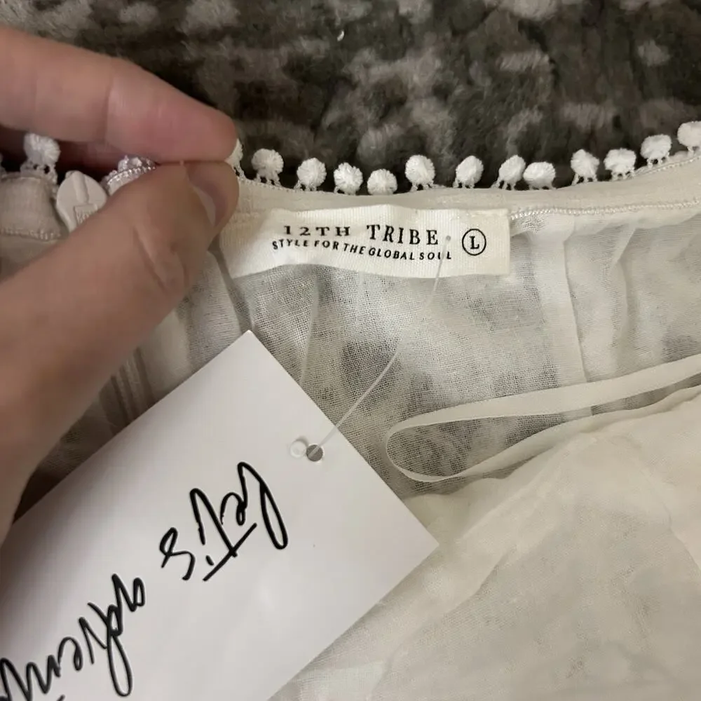 12th Tribe Lilliana Off Shoulder Lace Dress Women’s Size Large - Picture 8 of 15